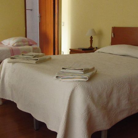 Residencial Martinho Hotel Lousa  Luaran gambar