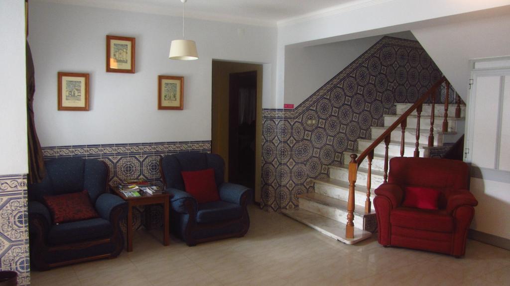 Residencial Martinho Hotel Lousa  Luaran gambar