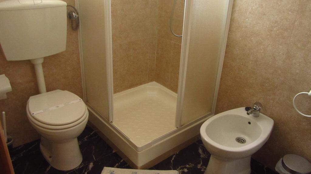 Residencial Martinho Hotel Lousa  Luaran gambar