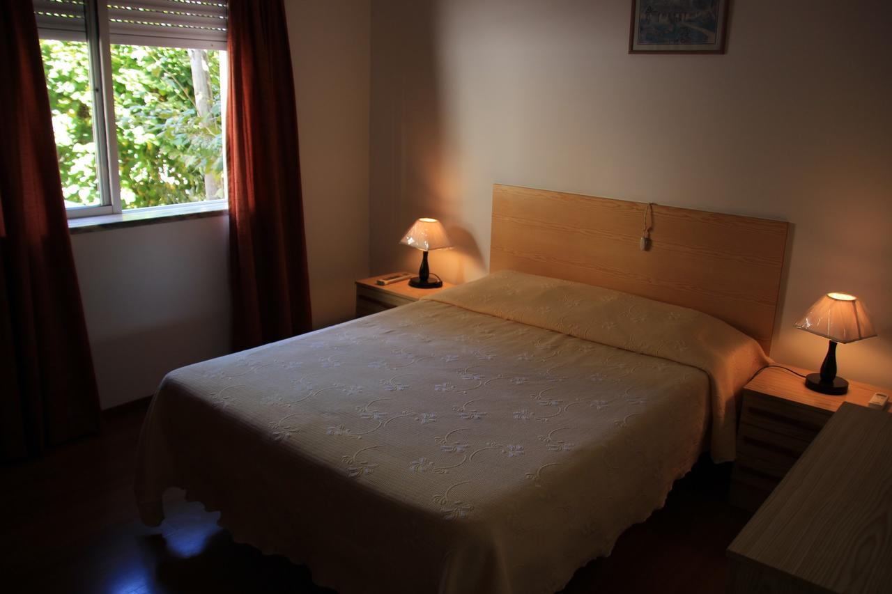 Residencial Martinho Hotel Lousa  Luaran gambar